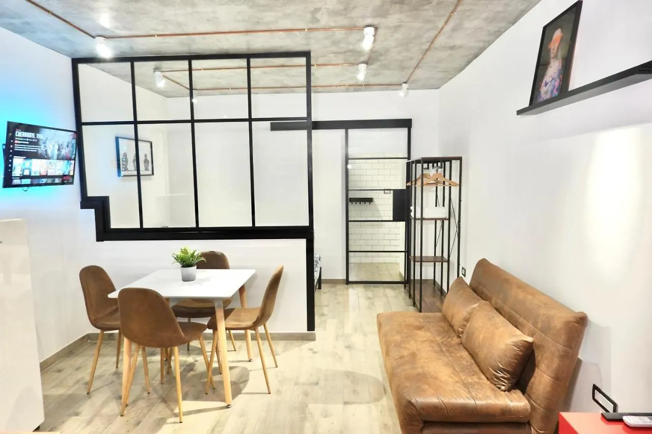 Linea1 Loft Museo Daire Napoli 0*,  İtalya